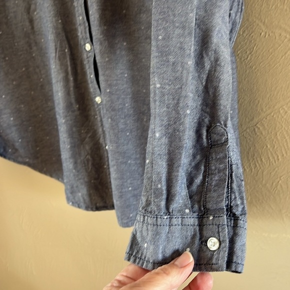 Old Navy Classic Denim Color White Dots Long Sleeve Button-down Size XL Pocket - Picture 4 of 12